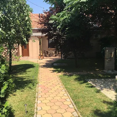 Appartamento Corner Apartman *