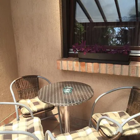 Corner Apartman