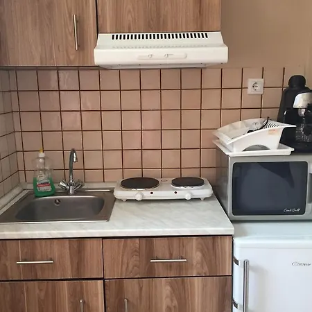 Corner Apartman Appartamento Gyula