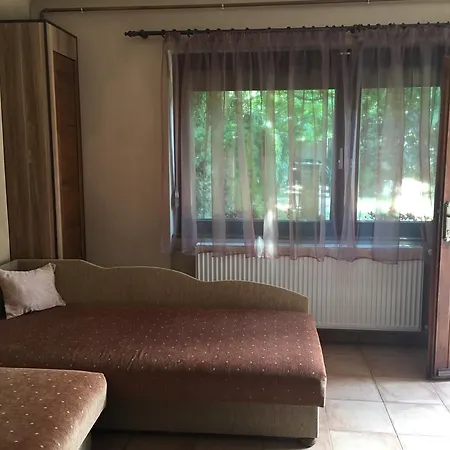 Corner Apartman