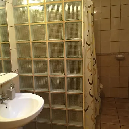 Corner Apartman * Gyula